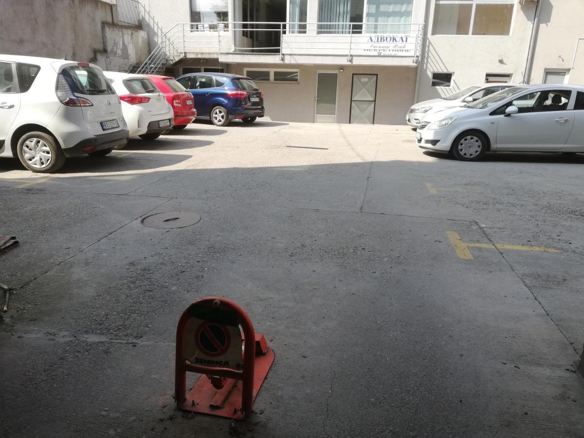 Apartman Breza Kruševac エクステリア 写真